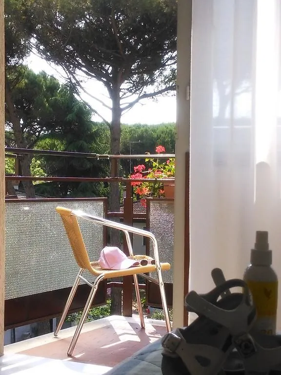 Hotel Aurora 伊拉克里亚马勒